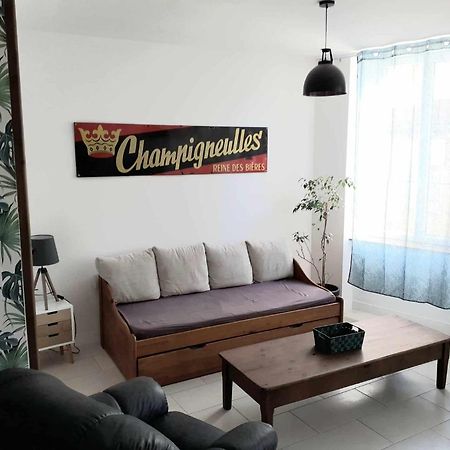 Grand T3 Calme Et Lumineux 4-6 Personnes Villa Moux Luaran gambar